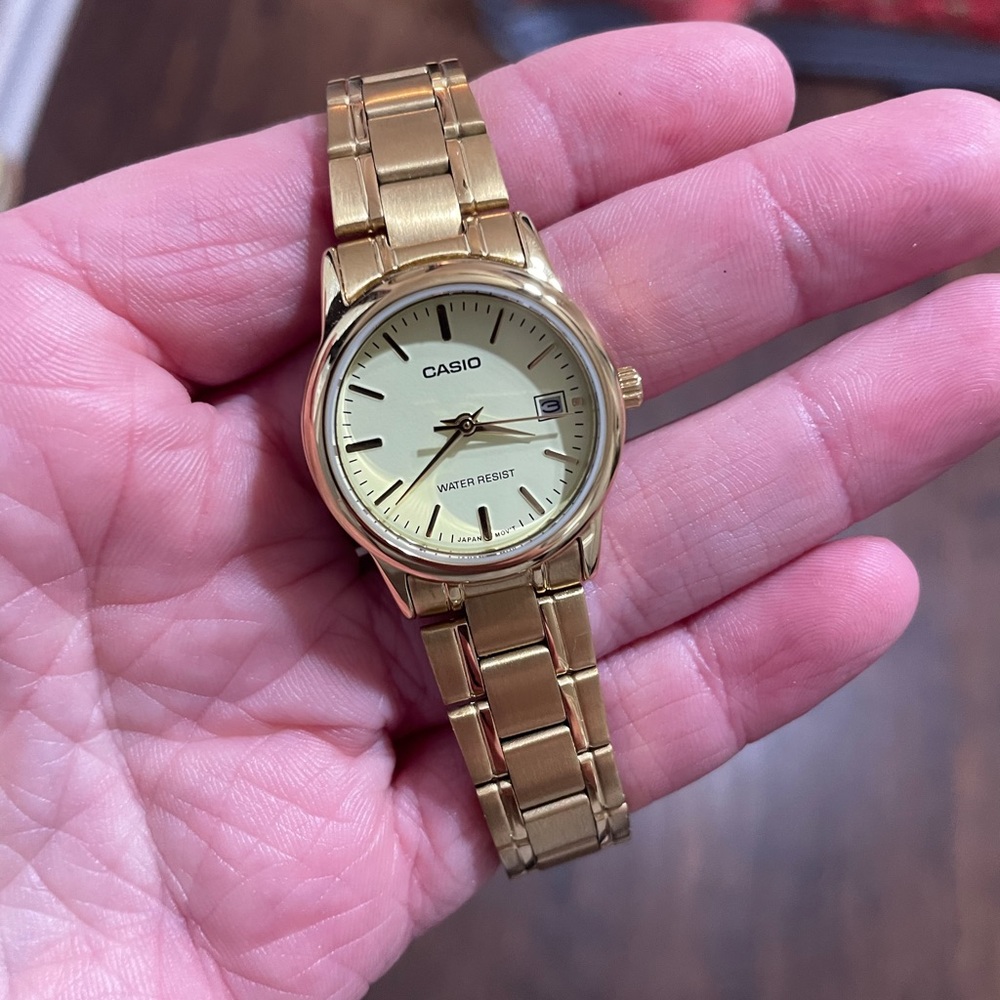 New Gold Casio Women’s Watch